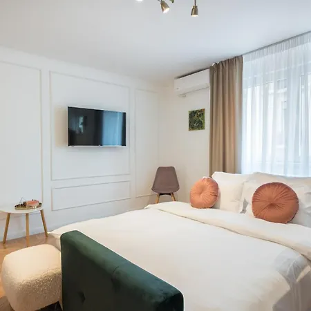 Appartement Charming Little Paris Cismigiu Park Boekarest
