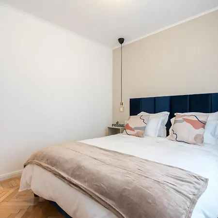 Charming Little Paris Cismigiu Park Appartement Boekarest