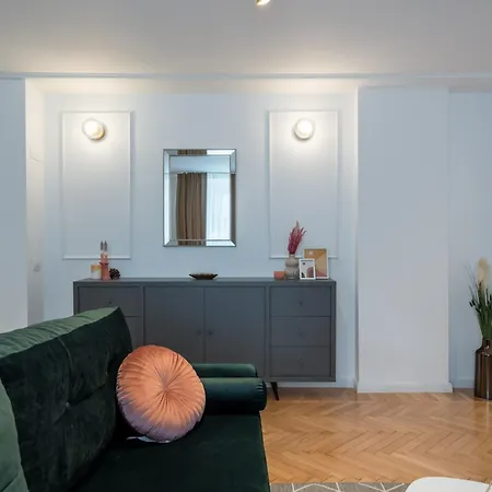 Apartment Charming Little Paris Bucharest