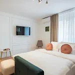Apartment Charming Little Paris Cismigiu Park Bukarest