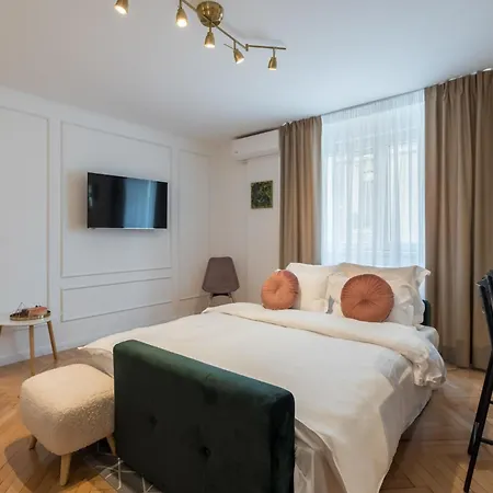 Charming Little Paris Apartment