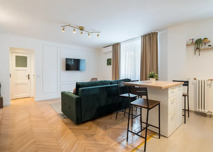 Charming Little Paris Апартаменти Бухарест