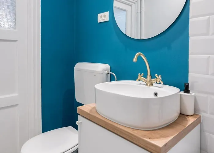 Apartment Charming Little Paris *