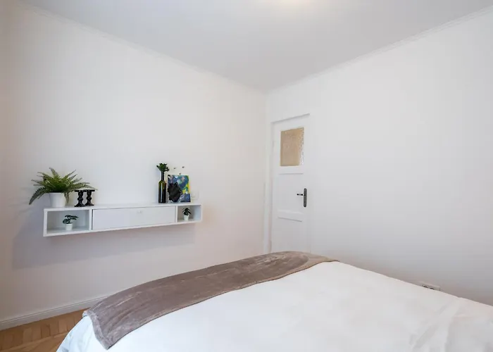 Charming Little Paris *